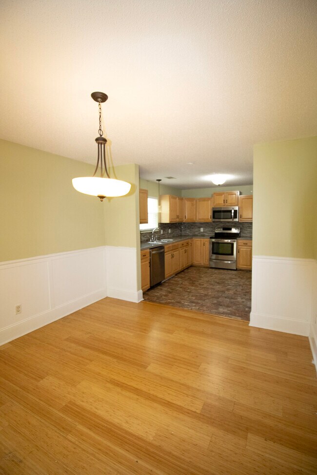 Building Photo - 1103 Wigwam Ct