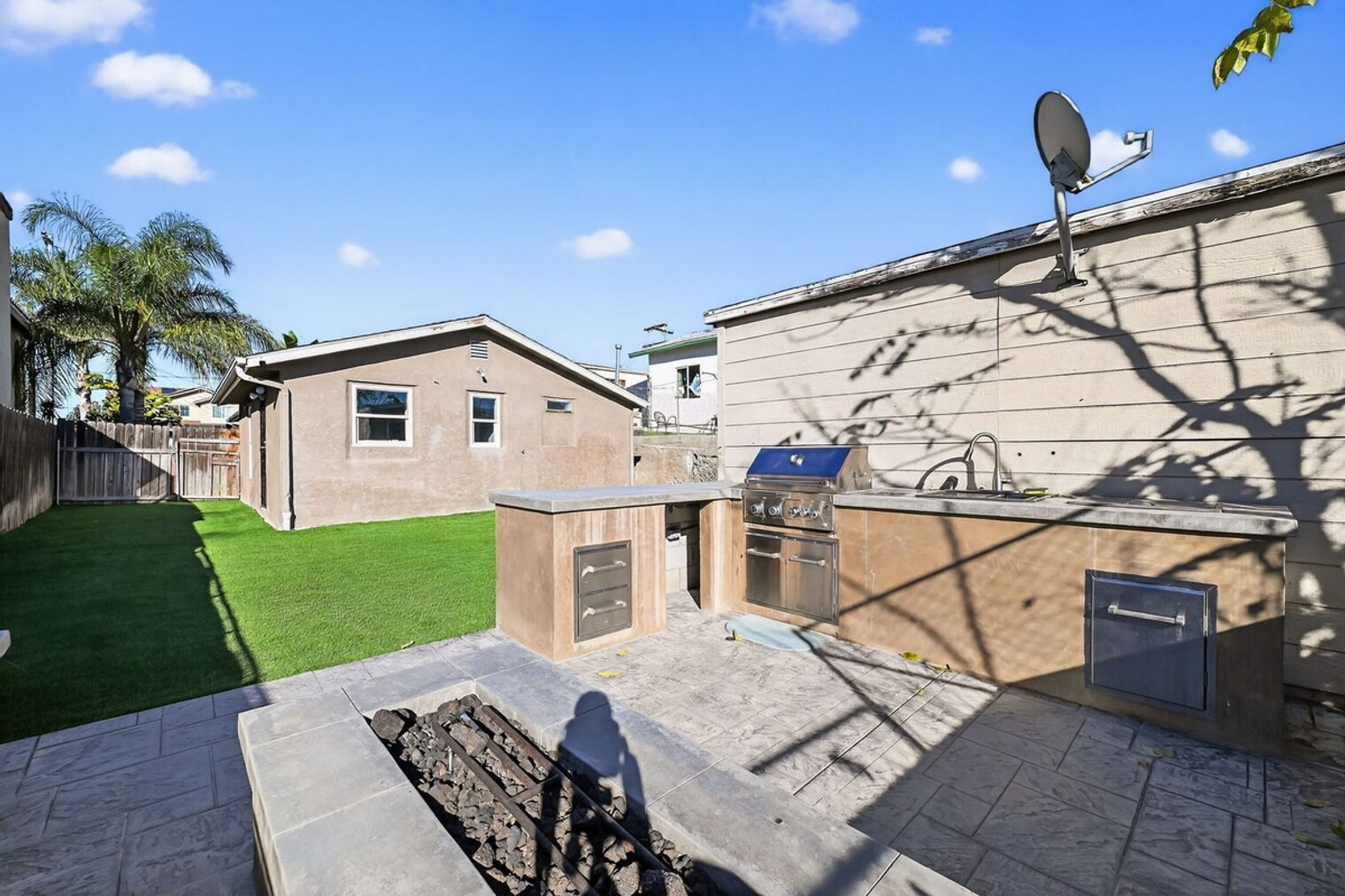 Building Photo - 4124 C St