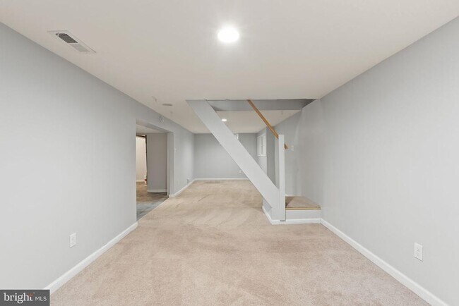 Building Photo - 9609 48th Ave