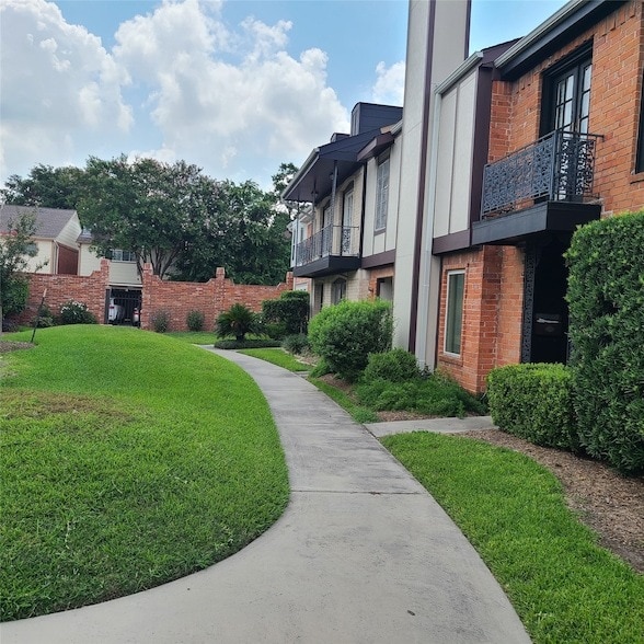 Building Photo - 14389 Misty Meadow Ln