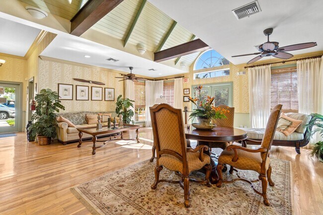 Building Photo - 1125 Crystal Way