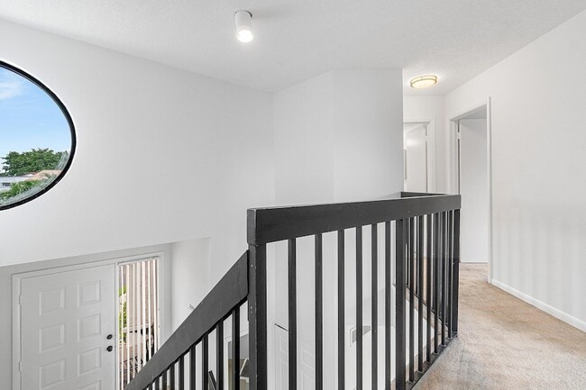 Building Photo - 439 NW 36th Ave