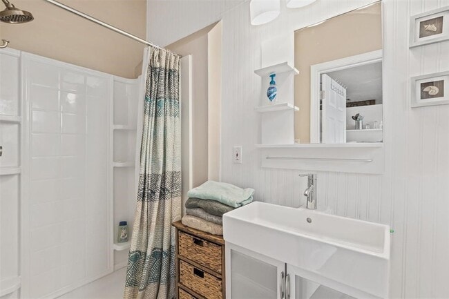 Building Photo - 27730 Morton Rd