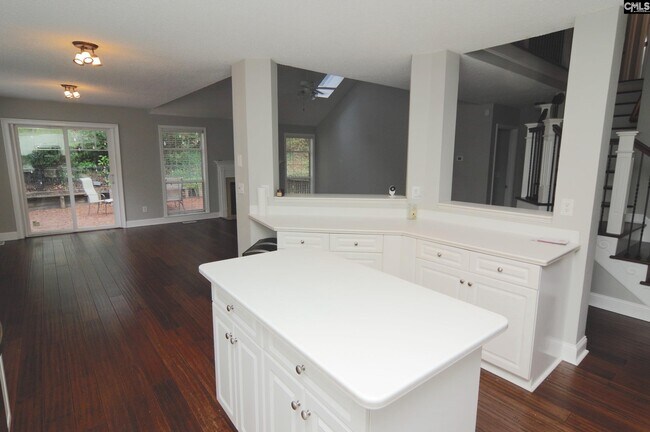 Building Photo - 156 Hunters Trail