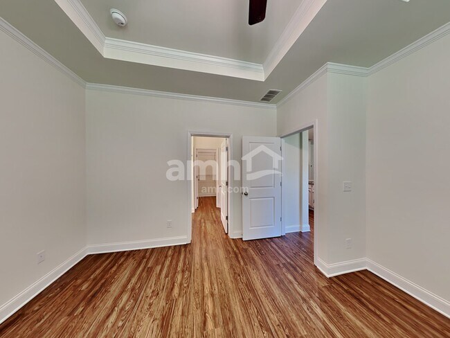 Building Photo - 598 Slew Drive