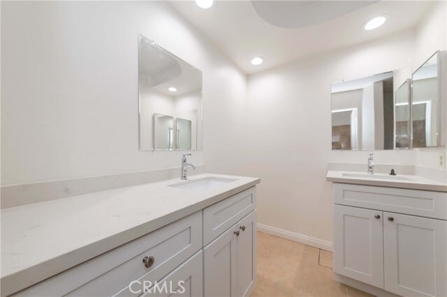 Building Photo - 2518 Greenwich Dr