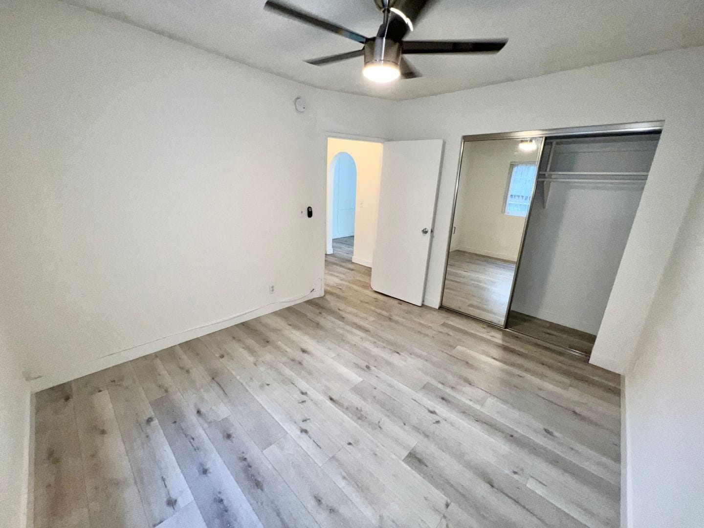 Building Photo - 3728 S Bentley Ave