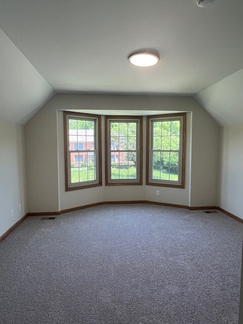 Building Photo - 6029 Eaglet Dr