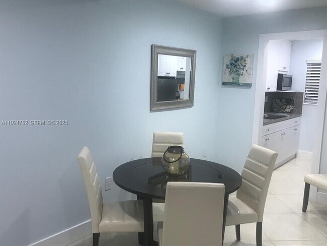 Building Photo - 7921 Abbott Ave