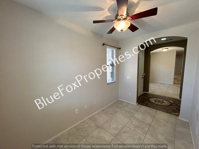 Building Photo - 5174 N River Fringe Dr