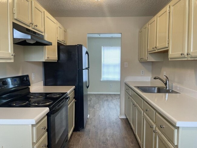 Primary Photo - 1508 Garland Way