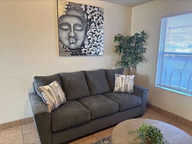 Interior Photo - Aggie Oasis