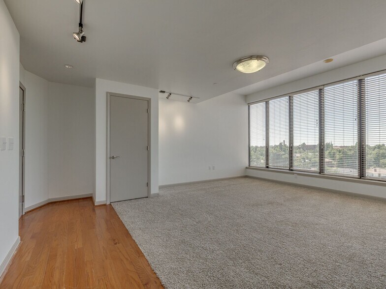 The Classen 2200 N Classen Blvd Oklahoma City OK 73106 Apartment Finder