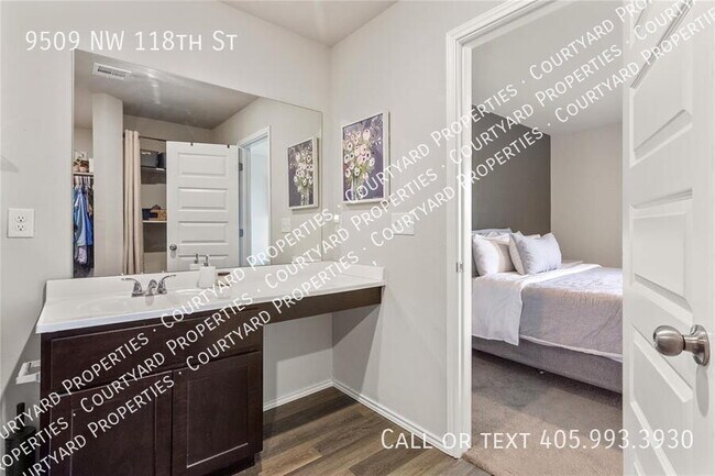 Building Photo - 9509 NW 118th St