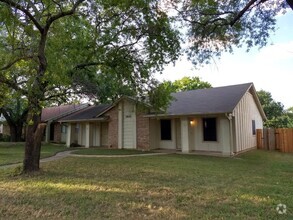 Building Photo - 1620 W Braker Ln