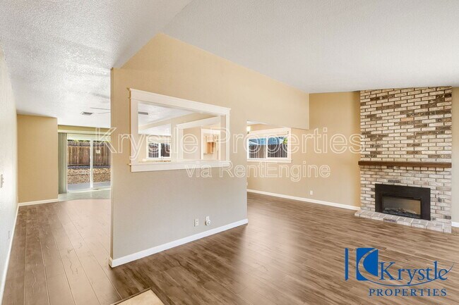 Building Photo - 225 Millbrook Way