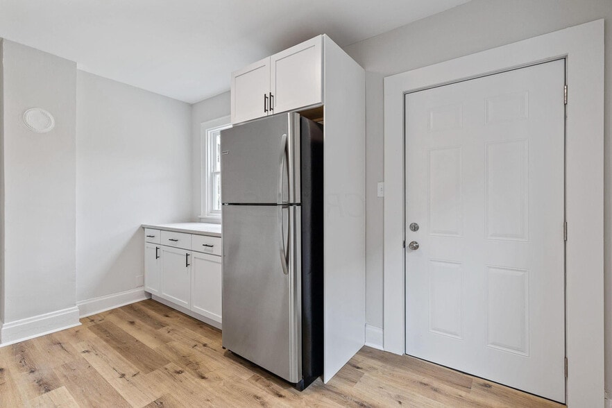 KITCHEN - 1024 Lockbourne Rd