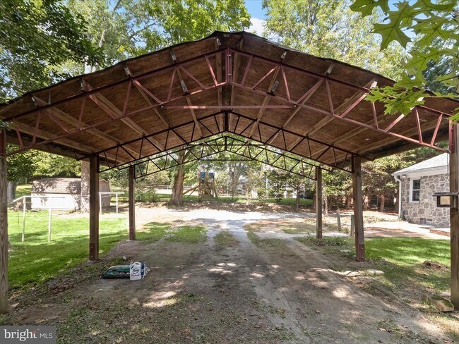 Building Photo - 3116 Bethany Ln