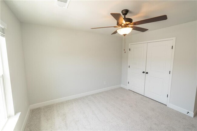 Building Photo - 1376 Maston Rd