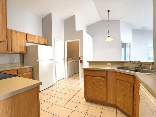 Building Photo - 287 Sandy Ridge Dr