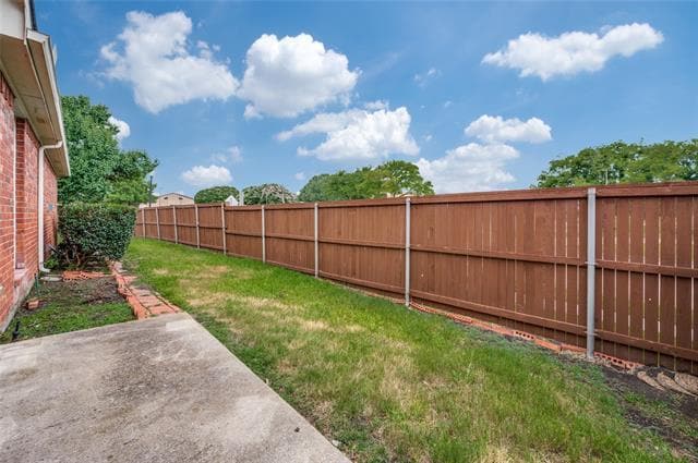 Building Photo - 8457 Grand Canyon Dr