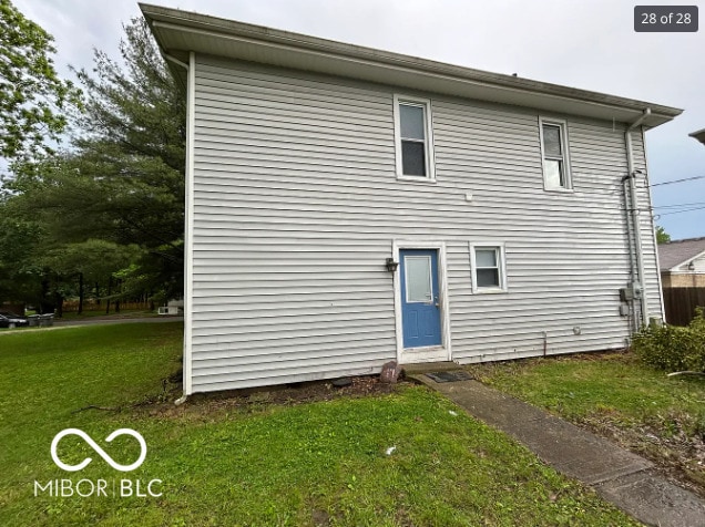 Building Photo - 1506 E Edwards Ave