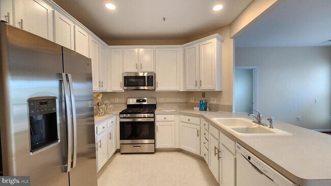 Building Photo - 6333 Eagle Ridge Ln