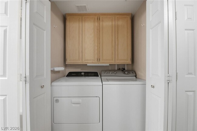 Building Photo - 7143 S Durango Dr