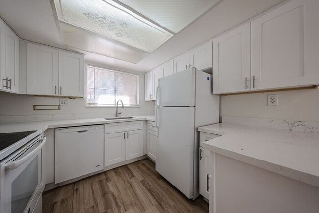 Building Photo - Amazing 3beds/2baths Townhome in Tempe!