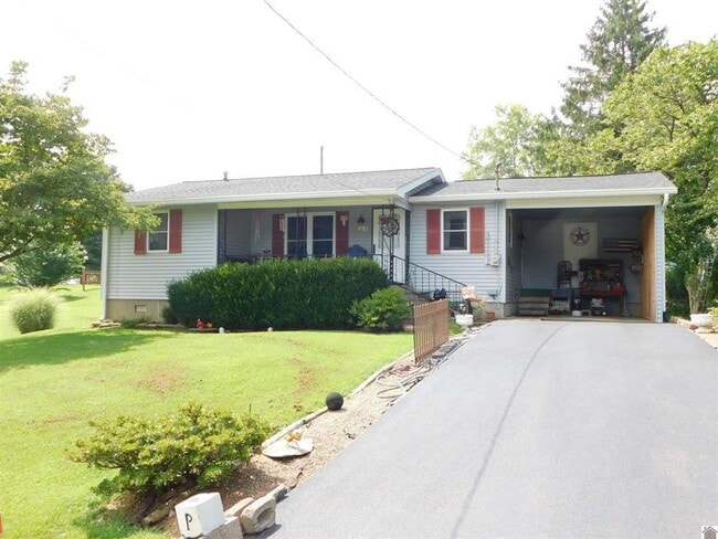 Primary Photo - Home in Marion