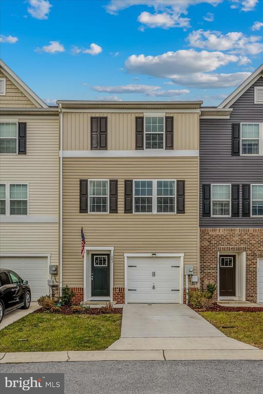 Building Photo - 243 Drexel Ct