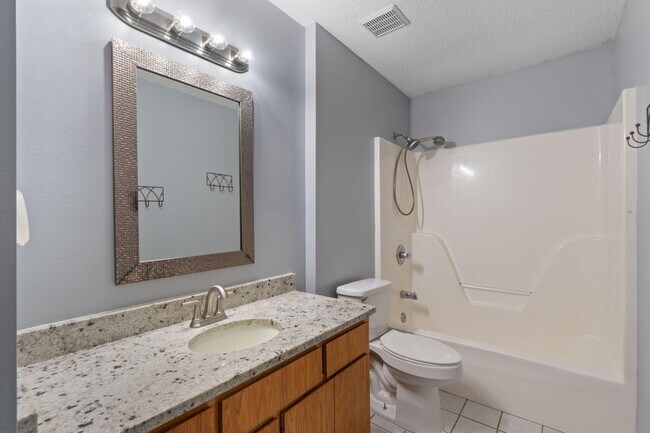 Building Photo - 8828 Arlington Ln