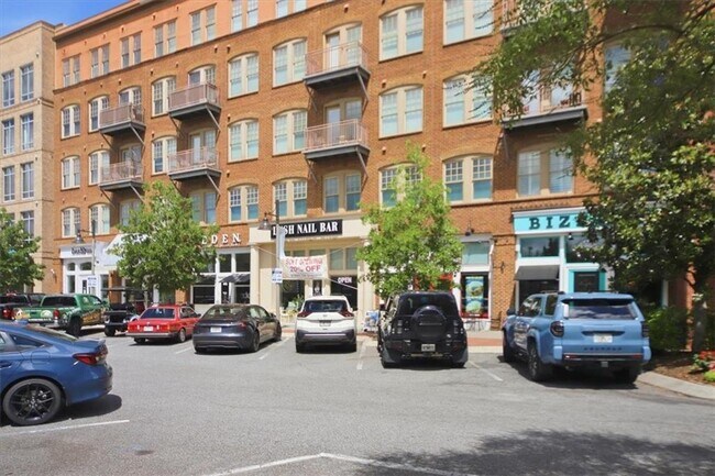 Building Photo - 262 Dawson Dr
