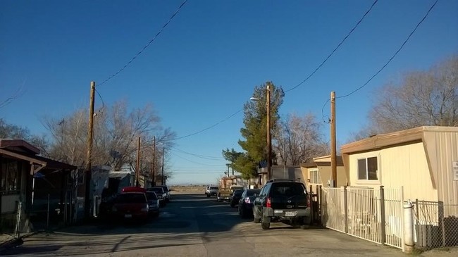 Building Photo - Joshua View Mobile Home Park