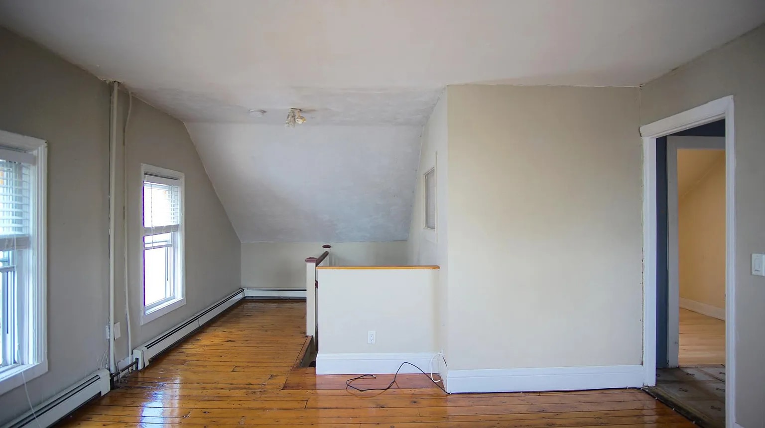 Building Photo - 48 America St