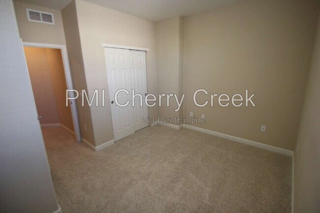 Building Photo - 6385 S Xanadu Way