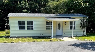 Building Photo - 22 Belden Rd