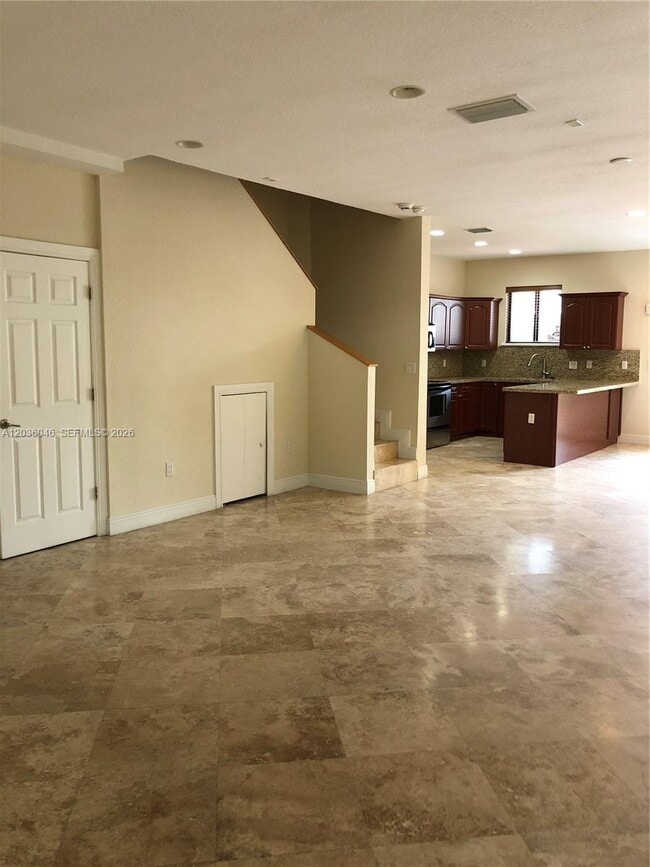 Building Photo - 3227 Gifford Ln