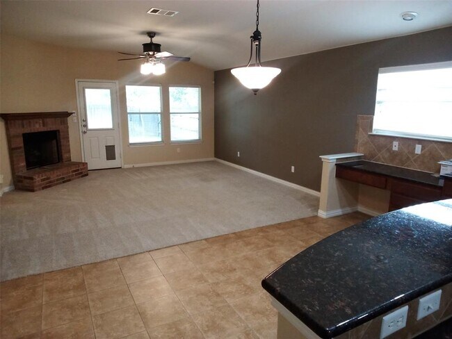 Building Photo - 2024 Pecan Valley