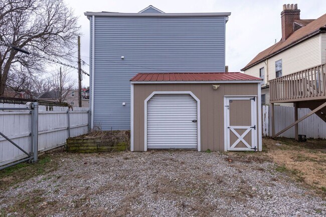 Building Photo - 1504 E Breckinridge St