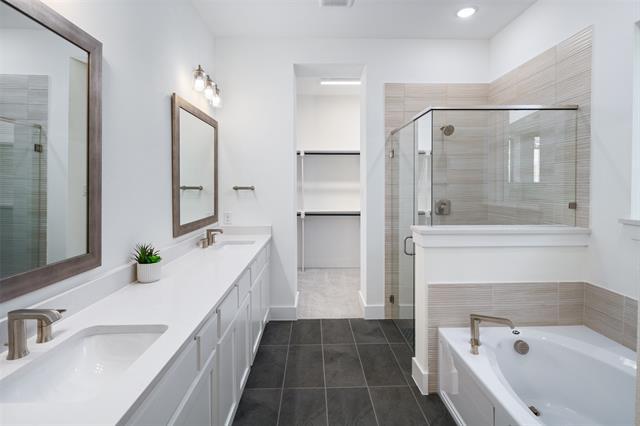 Building Photo - 3500 Mescalbean Dr