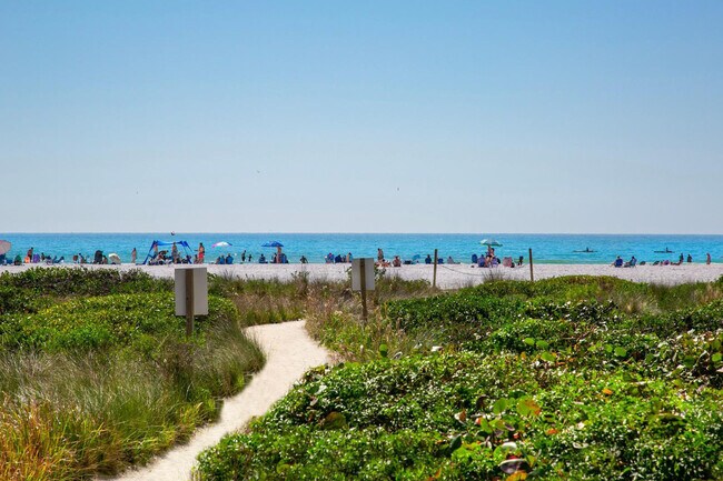 Building Photo - 5400 Ocean Blvd