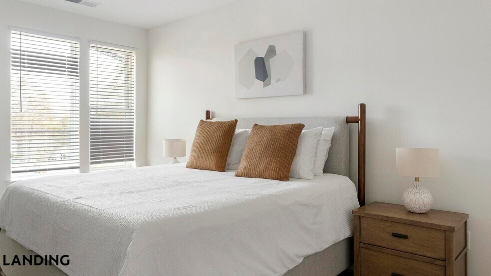 Building Photo - 2110 Birkhall St