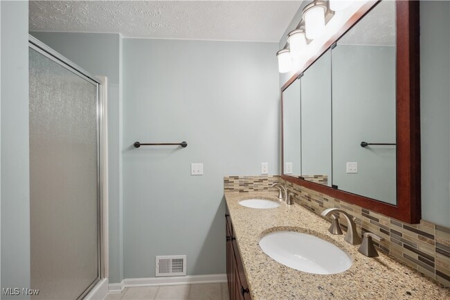 Building Photo - 29433 Hummingbird Cir