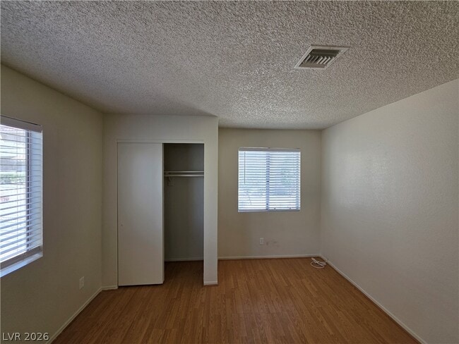 Building Photo - 2200 Highpointe Dr
