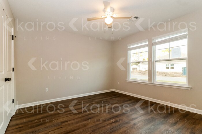 Building Photo - 52 Cottage Grove Dr