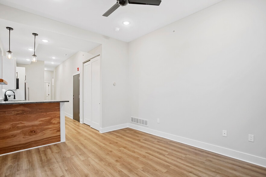 living room/kitchen - 1213 N 29th St
