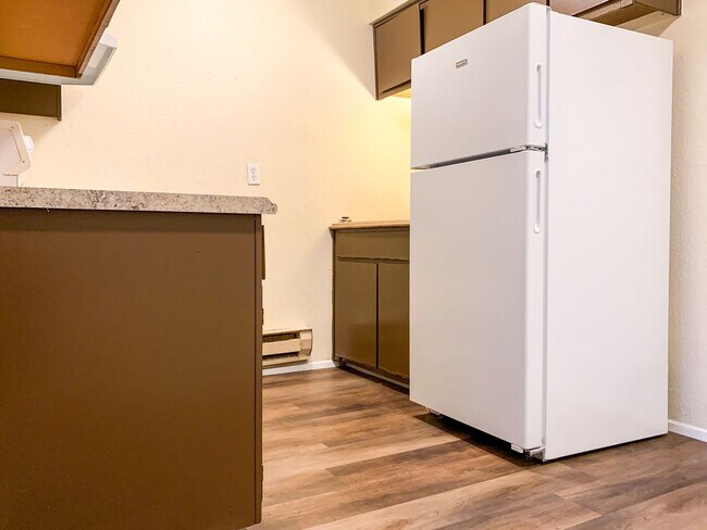 Interior Photo - 509 Girard Terrace