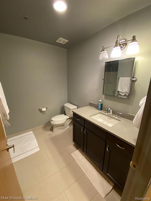 Building Photo - 510 N Main St