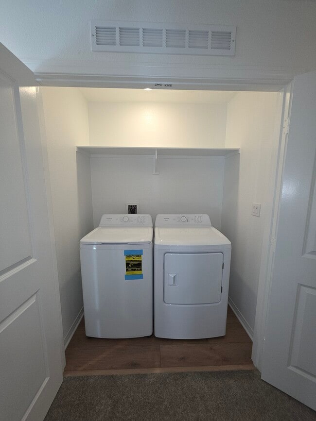 Building Photo - 19219 Beech Grv St